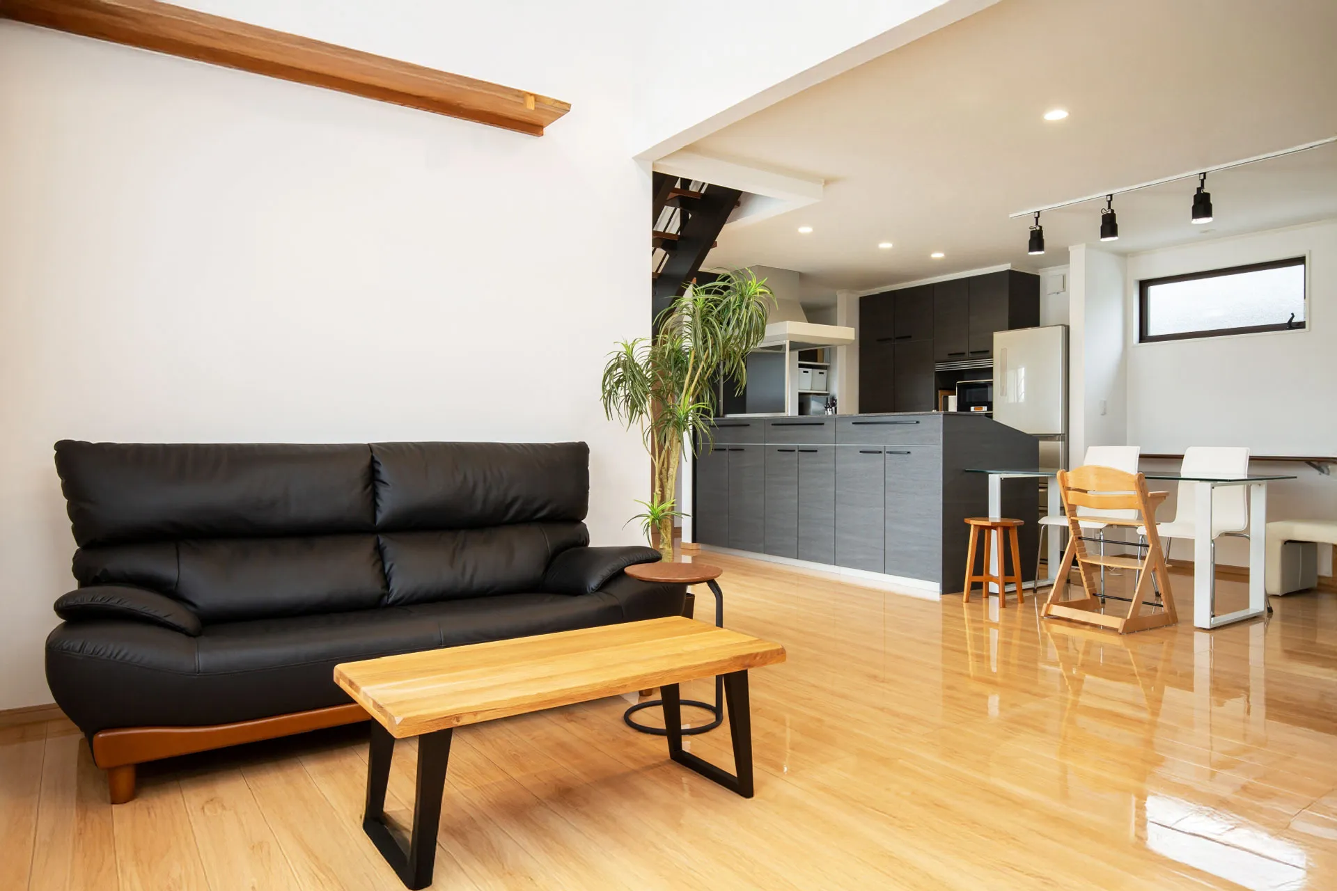 株式会社ヨシケン