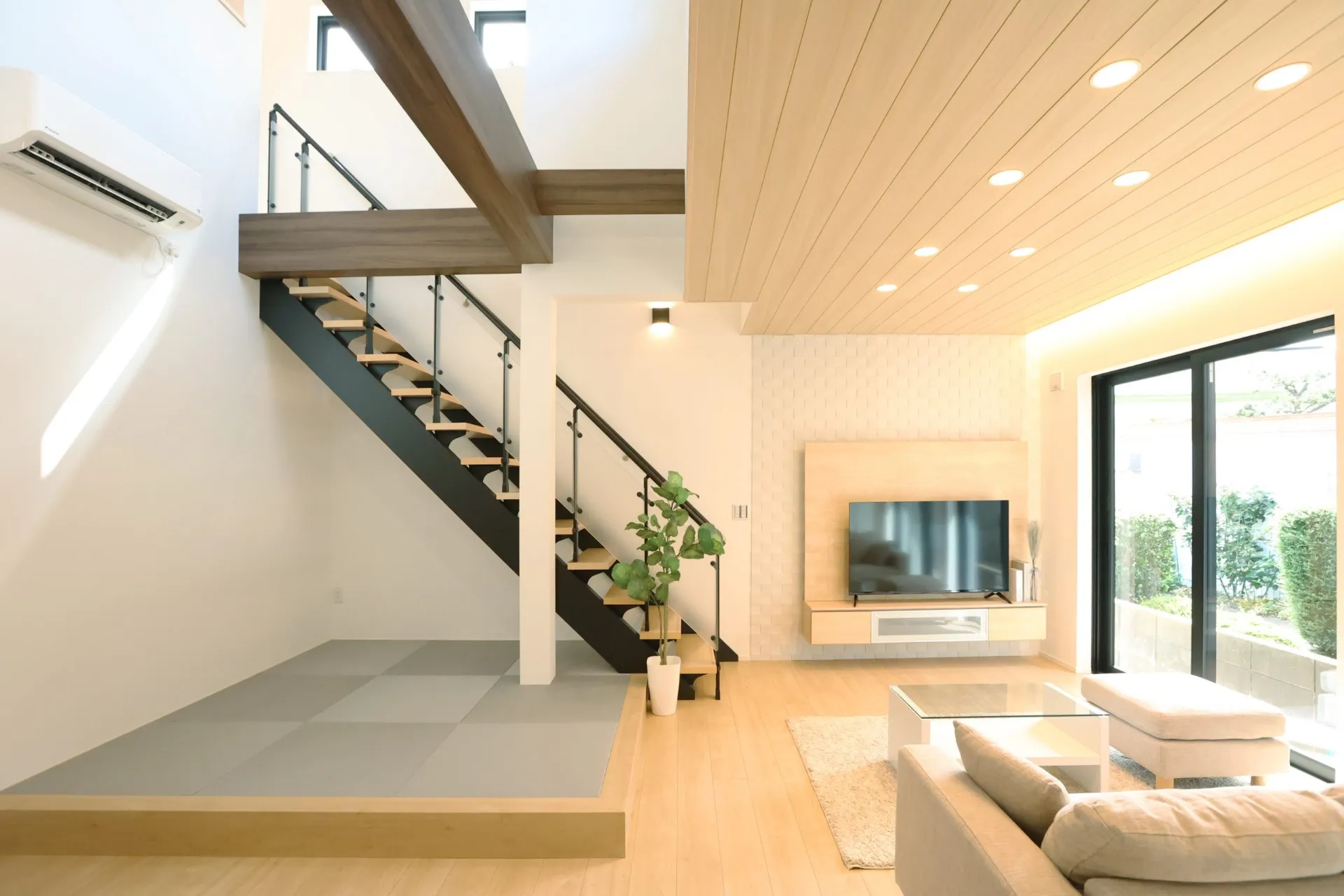 吹き抜けのある全面リフォーム